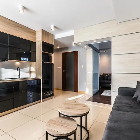 Levante Apartament *